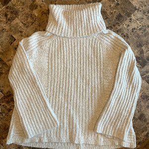 SIMPLY VERA TURTLENECK SWEATER
